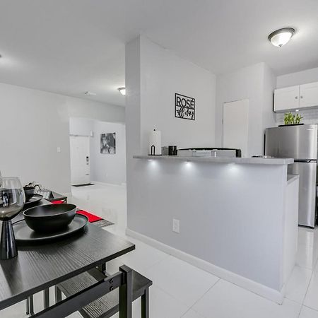 Deco Drive Miami • Near Hard Rock Stadium • South Beach • Wynwood Luaran gambar